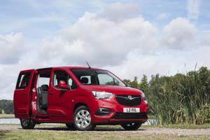 Vauxhall Combo Life 2018 года